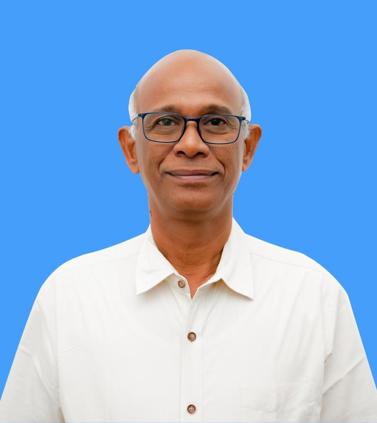 Dr. R. Mani