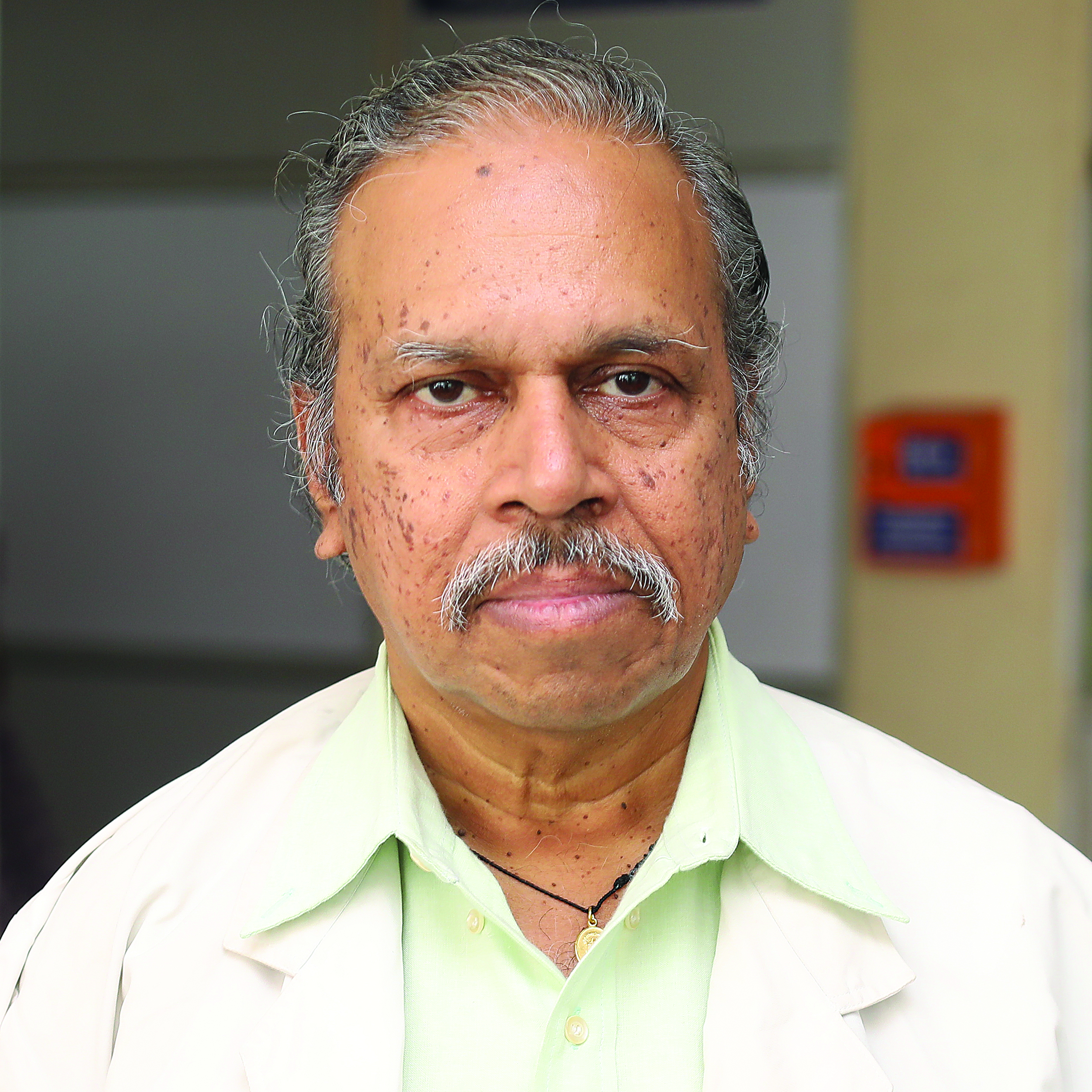 Dr. MADHIVANAN S 