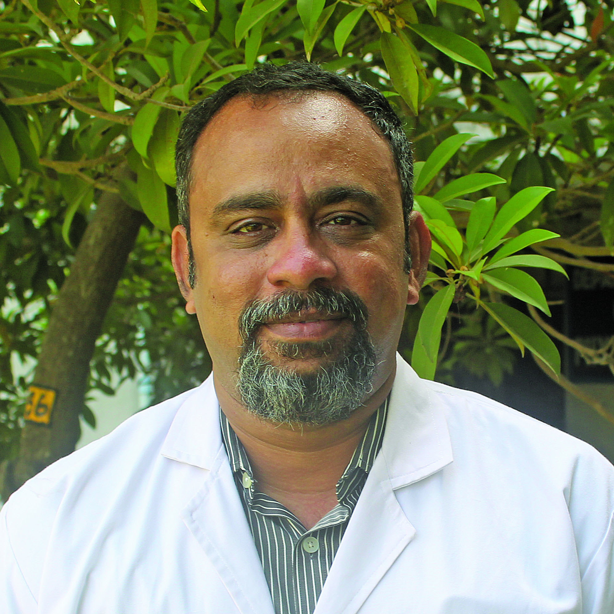 Dr. RAJESH PRABHU 