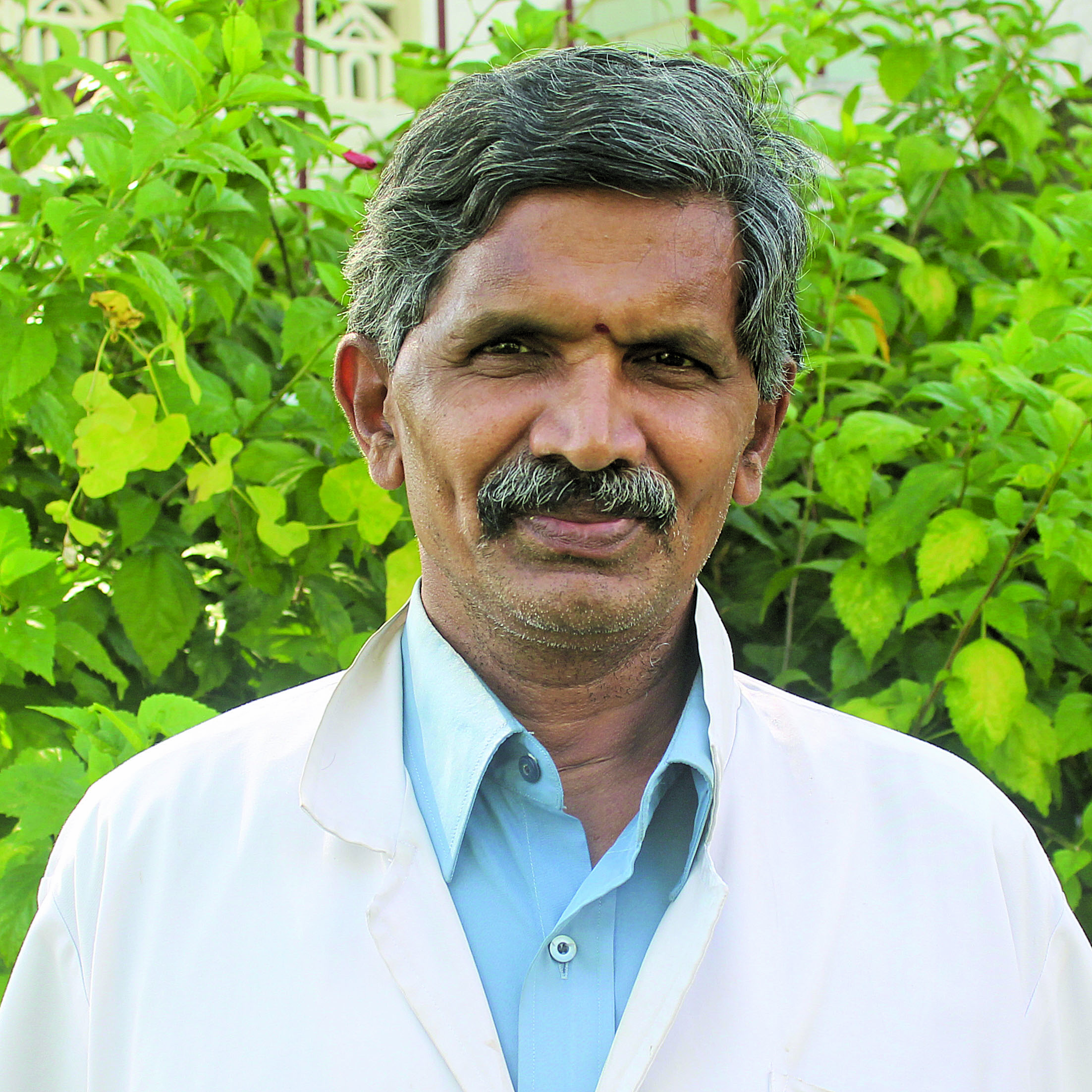 Dr. RAMACHANDRUDU T 