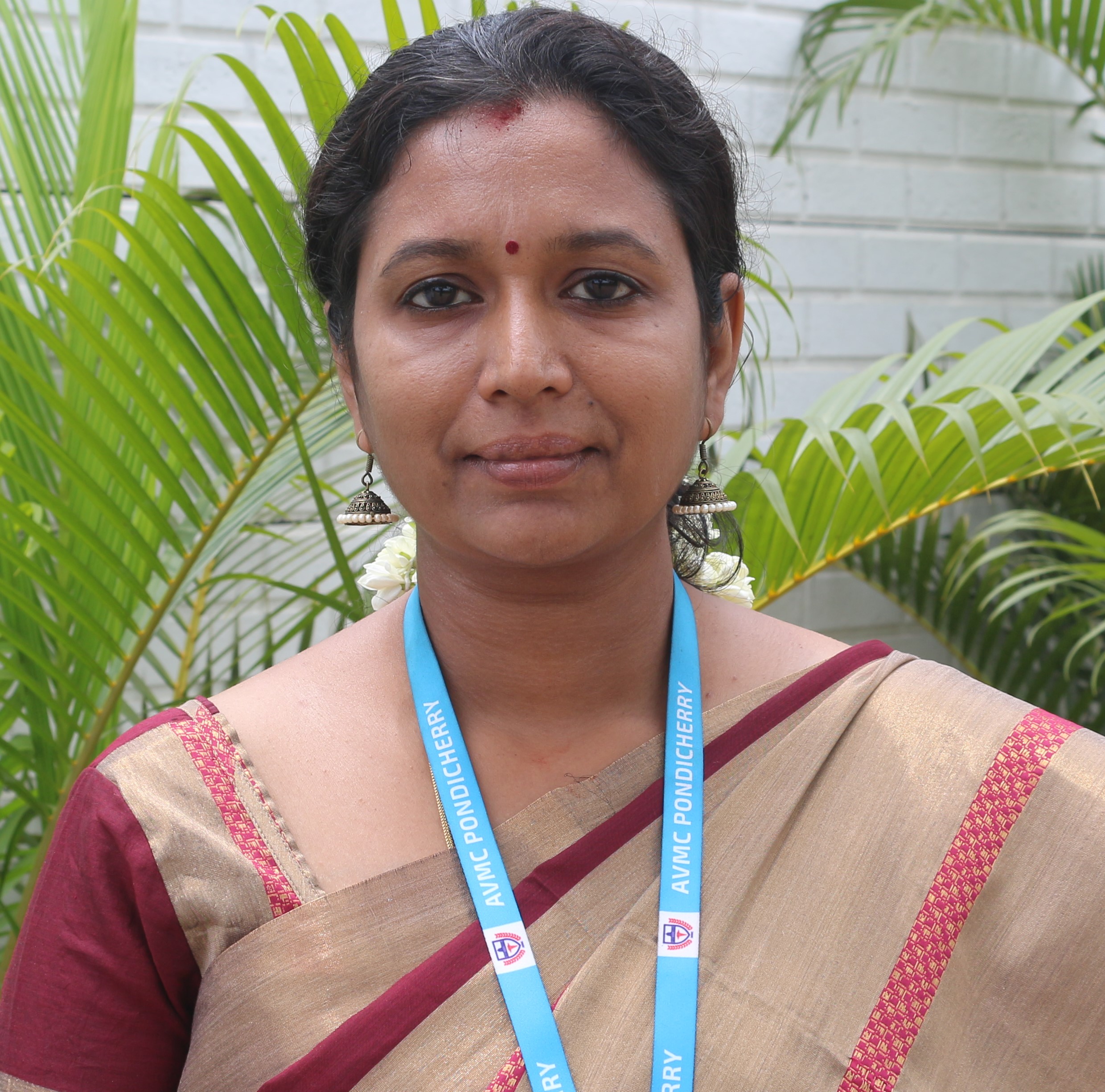 Dr. M. AARTHI